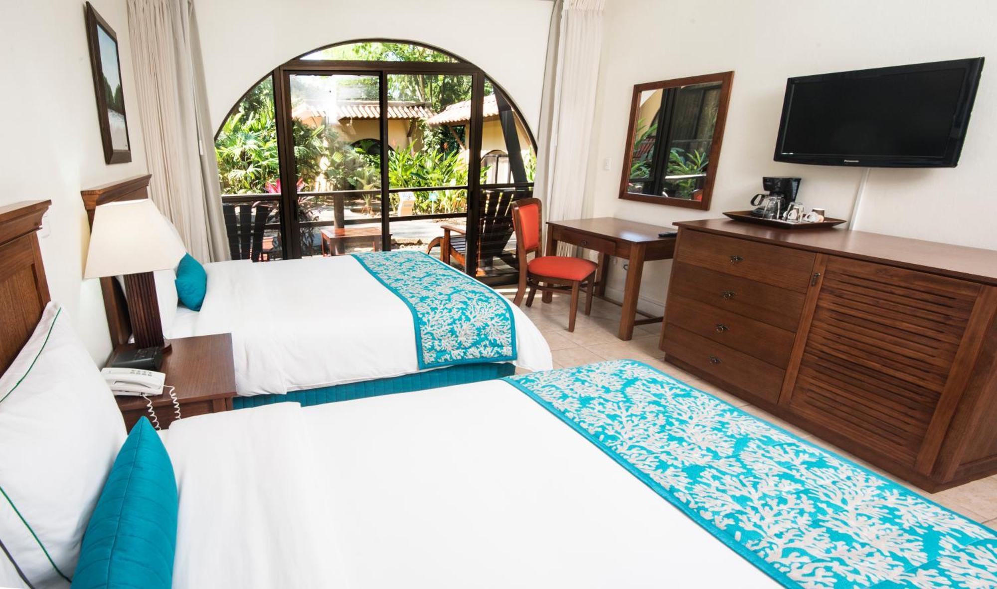 Punta Leona 4*